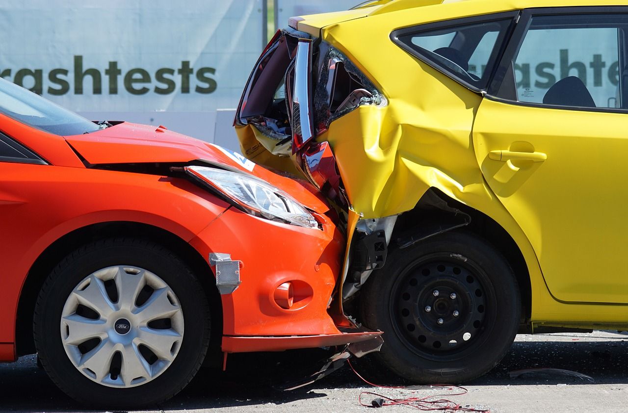 Usługi rzeczoznawcy samochodowego po wypadku za granicą - dlaczego są tak ważne?