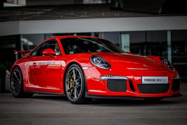 Podkreśl swoją indywidualność – tuning Porsche według twoich potrzeb